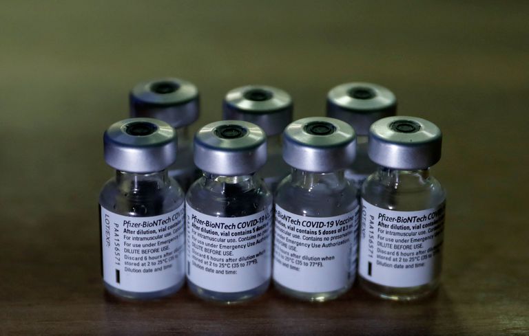 Ампулы вакцины Pfizer/BioNTech
