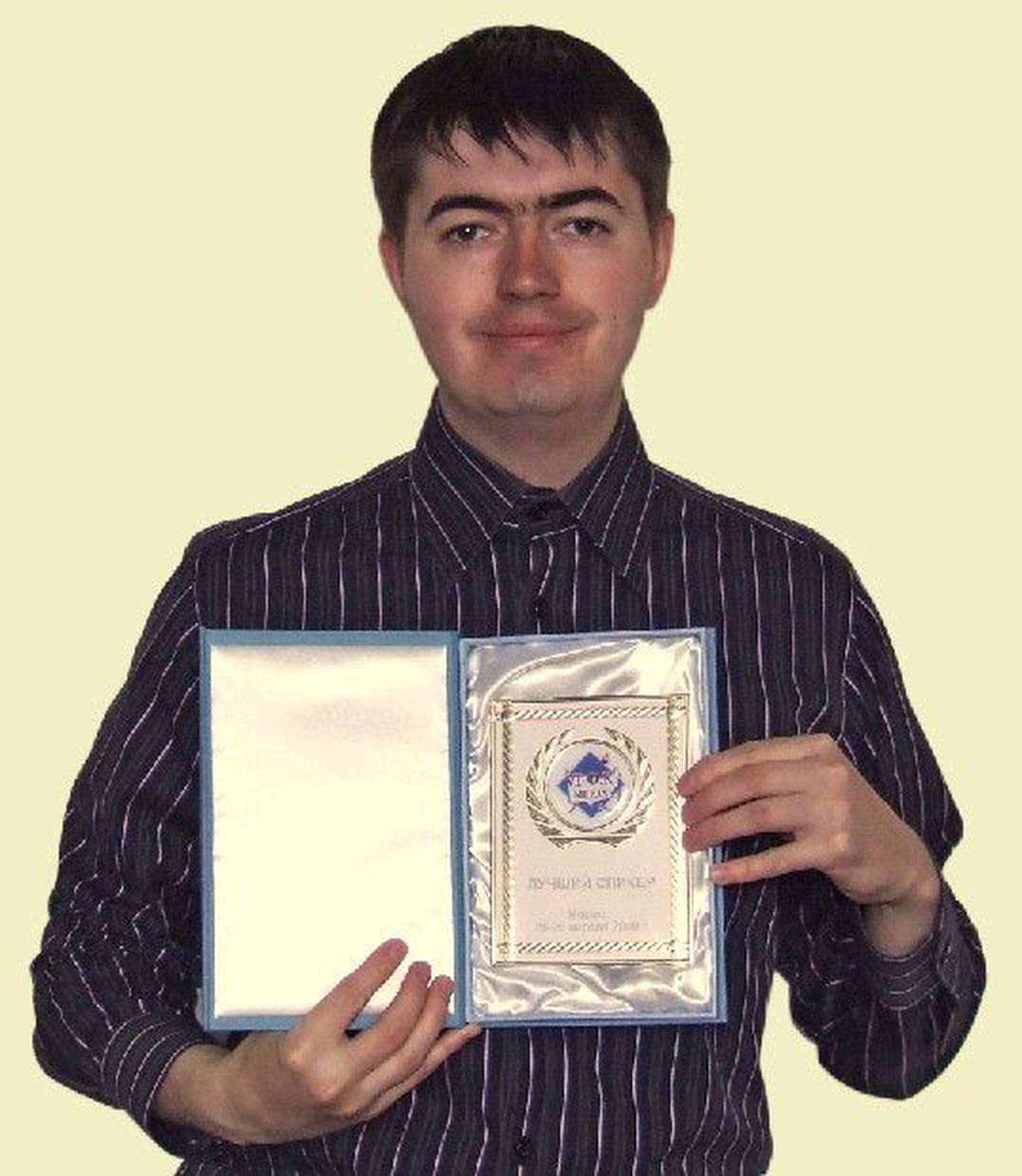 Михаил Евдокимов признан лучшим спикером на международном турнире по дебатам в Москве.
