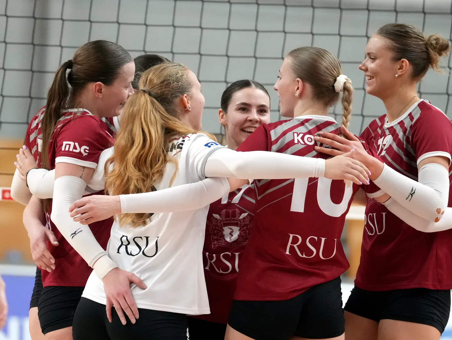 Latvijas kausa fināla spēle volejbolā sievietēm, kurā tiekas "RSU/MSĢ" un "Mārupes SC" komandas.