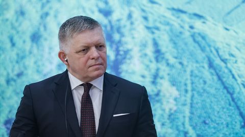 МИД отреагировал на слова премьера Словакии об отказе в выдаче разрешения на пролет