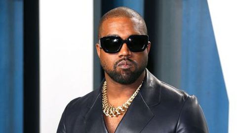 Kanye West šokeerib uue muusikavideoga: lehma lüps
