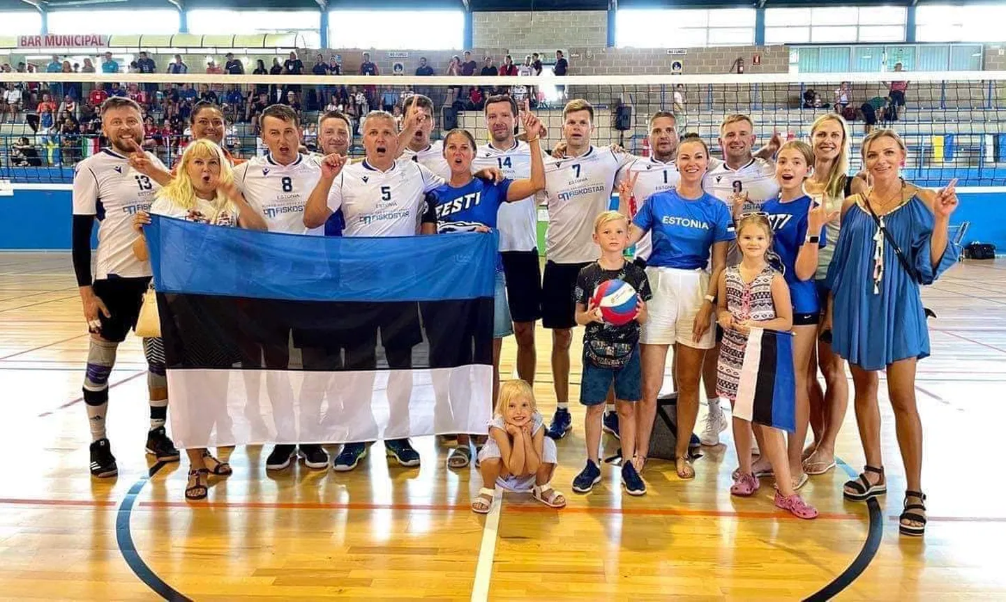 Võidukas Eesti koondis.