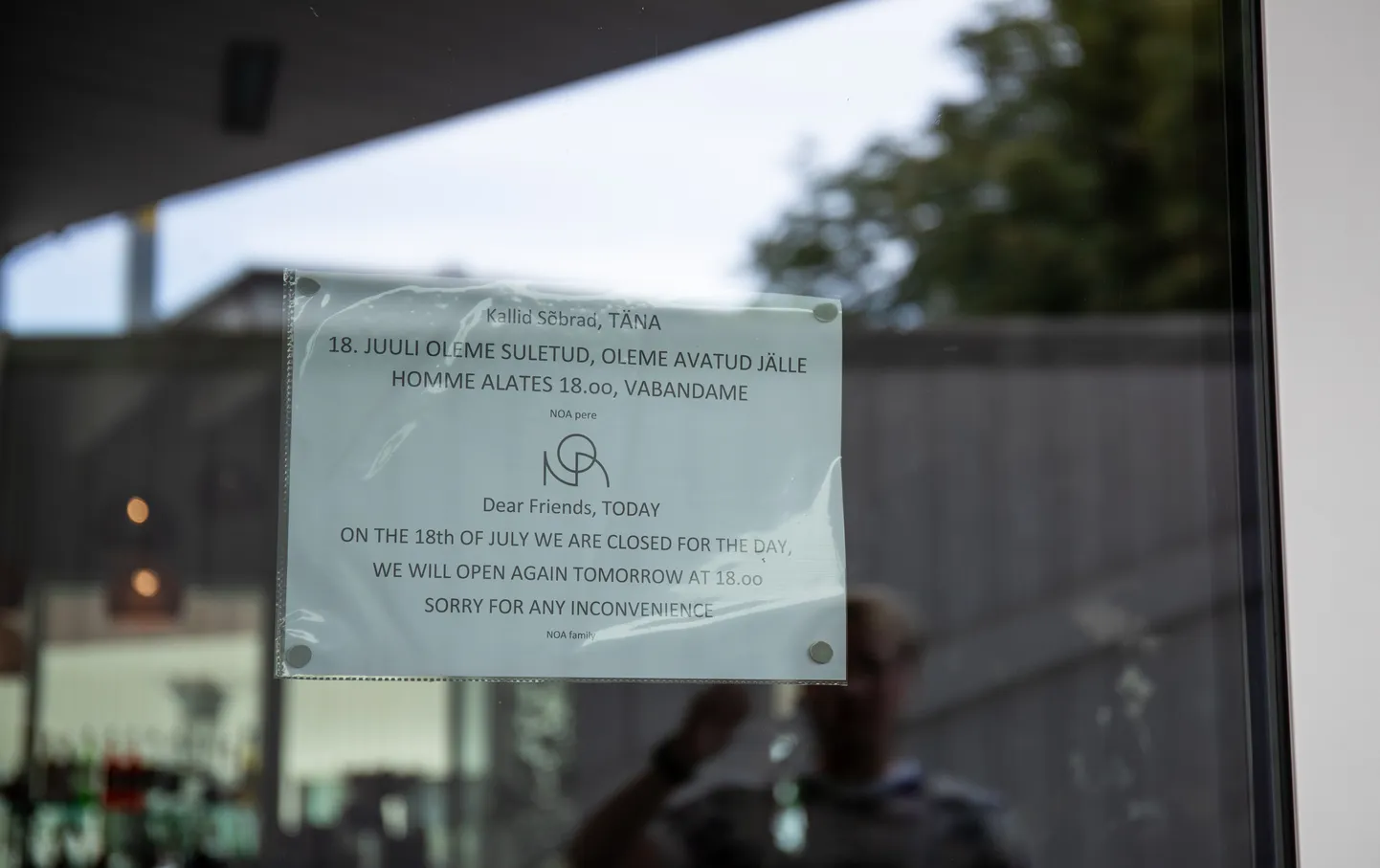 NOA restoran suleti ajutiselt toidumürgituse tõttu.