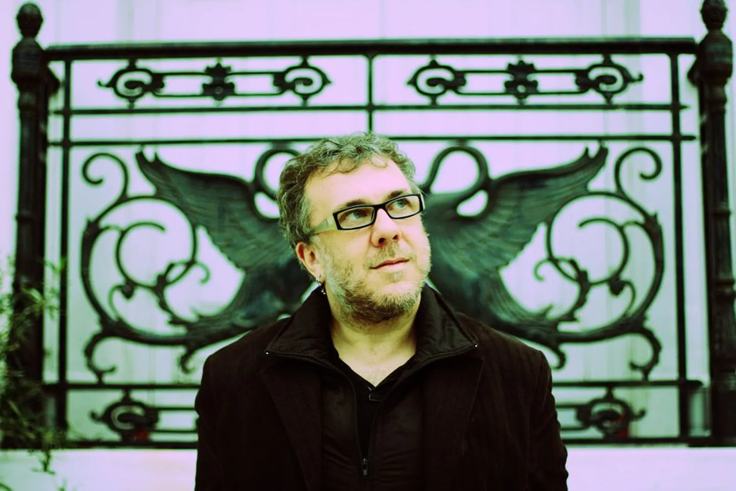 Robin Guthrie teeb sellepärast erilist muusikat, et ei oska «õigesti» – nagu ta ise ütleb.