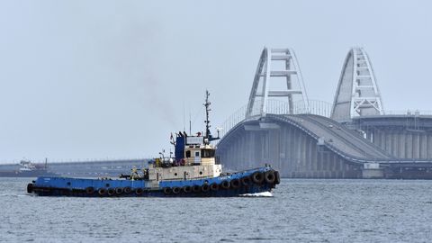 RAINER SAKS ⟩ Venemaa taganeb Krimmi elanikele antud lubadusest. Ukraina ootab venelaste saatuslikku sammu