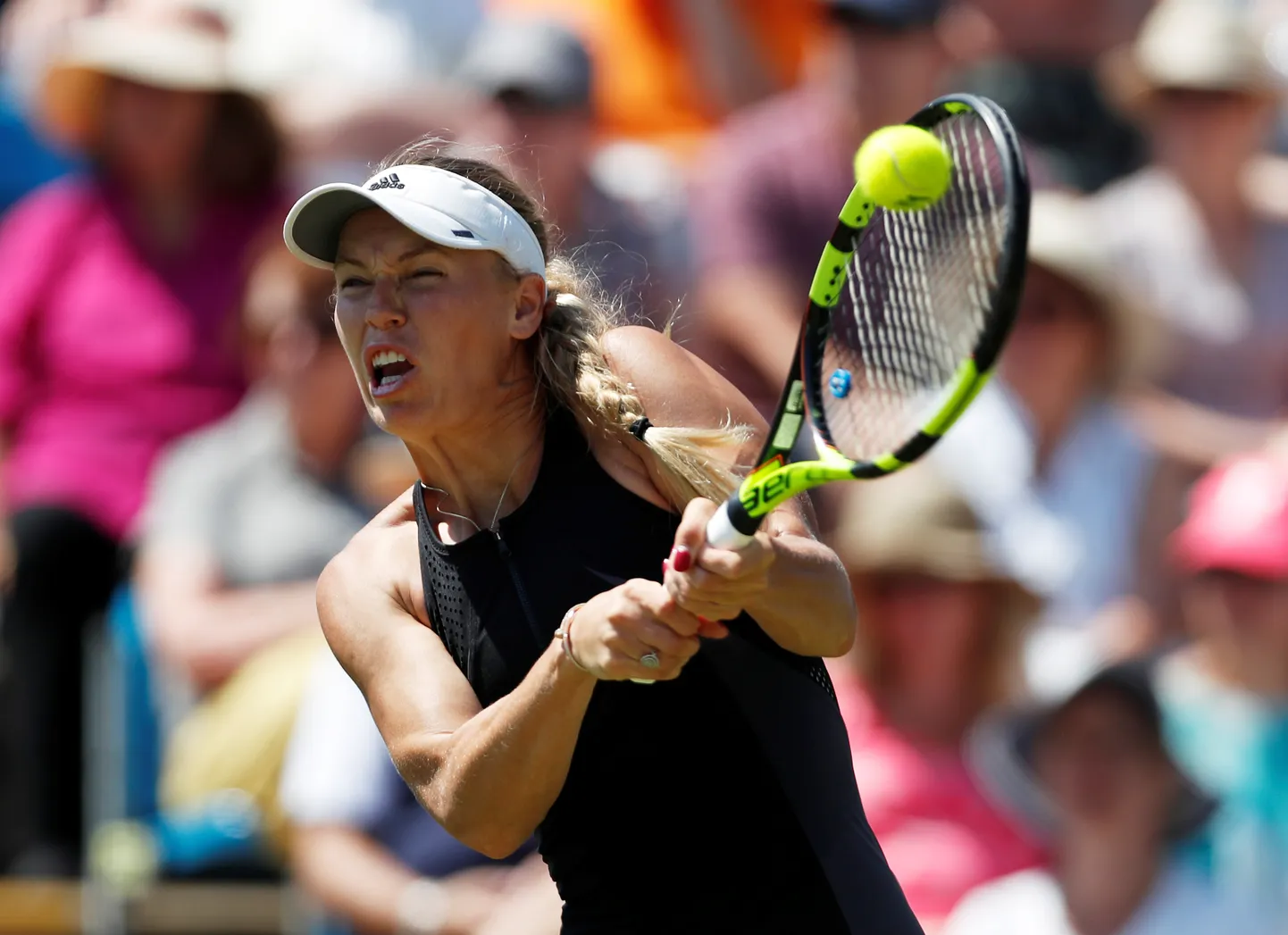 Eelmise aasta Eastbourne`i tenniseturniiri võitja Caroline Wozniacki tänavu veerandfinaali ei jõudnud