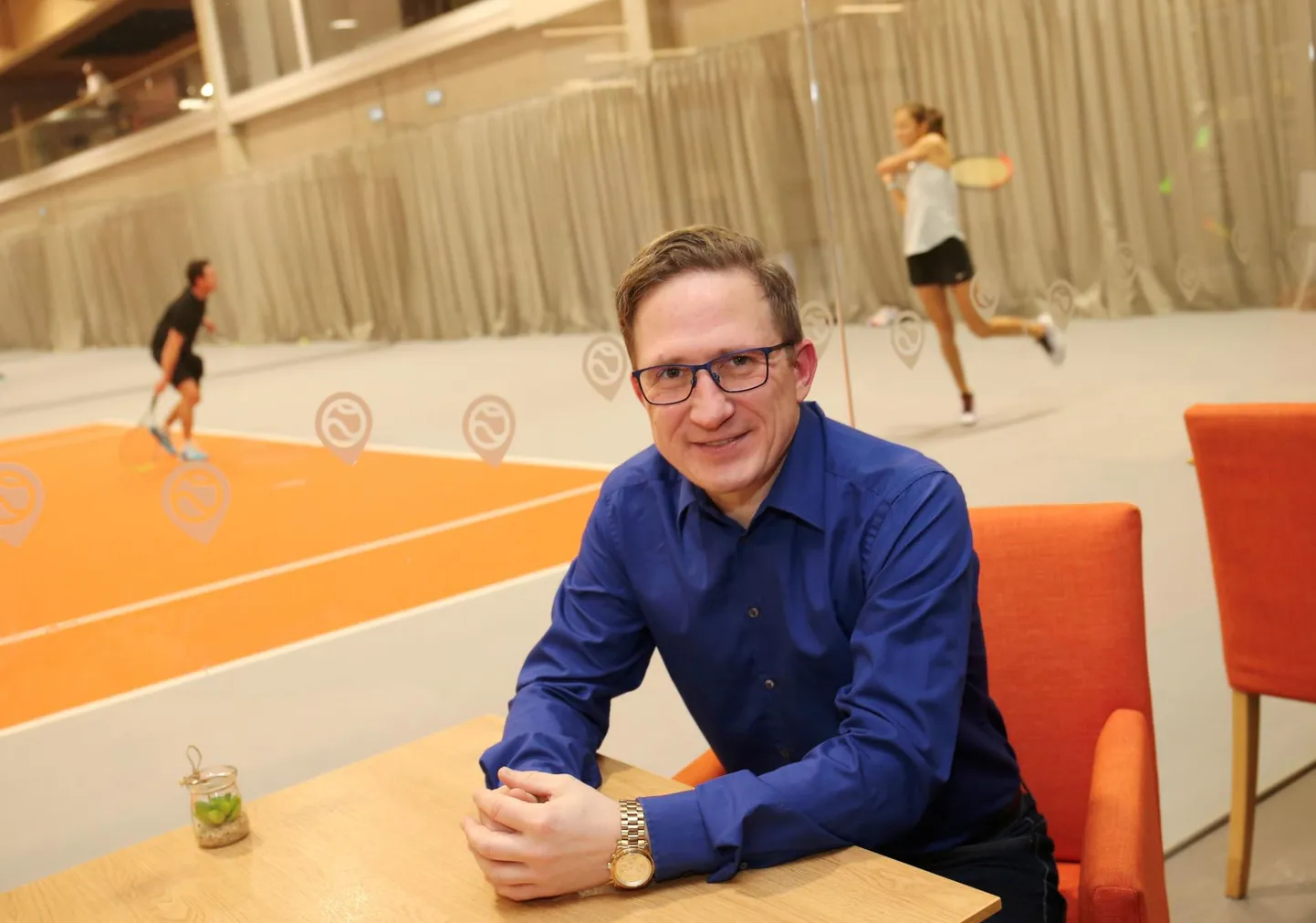 Neuroloog ja Eesti peavaluseltsi president Mark Braschinsky tõdes, et migreeni puhul on ravimisoodustusi üsna vähe ja seetõttu on ravimid üsna kallid. Selleks et migreenihooge ja pingepeavalusid oleks vähem, soovitab Braschinsky regulaarselt sportida.