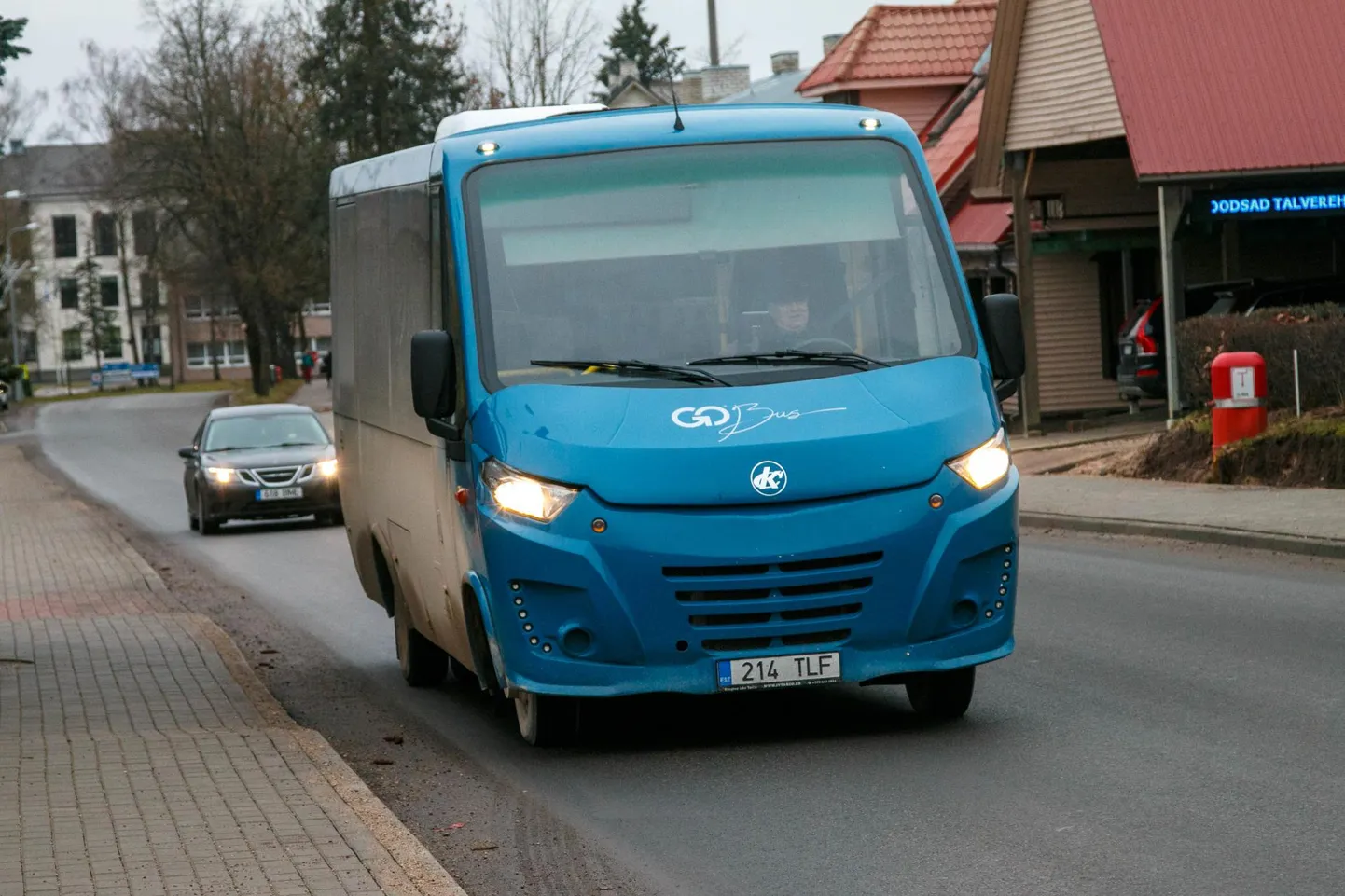 GoBusi bussijuht Hanno Pärkson keeras reisija terviserikke tekkimisel bussi ringi ja sõitis sellega Põlva haiglasse.