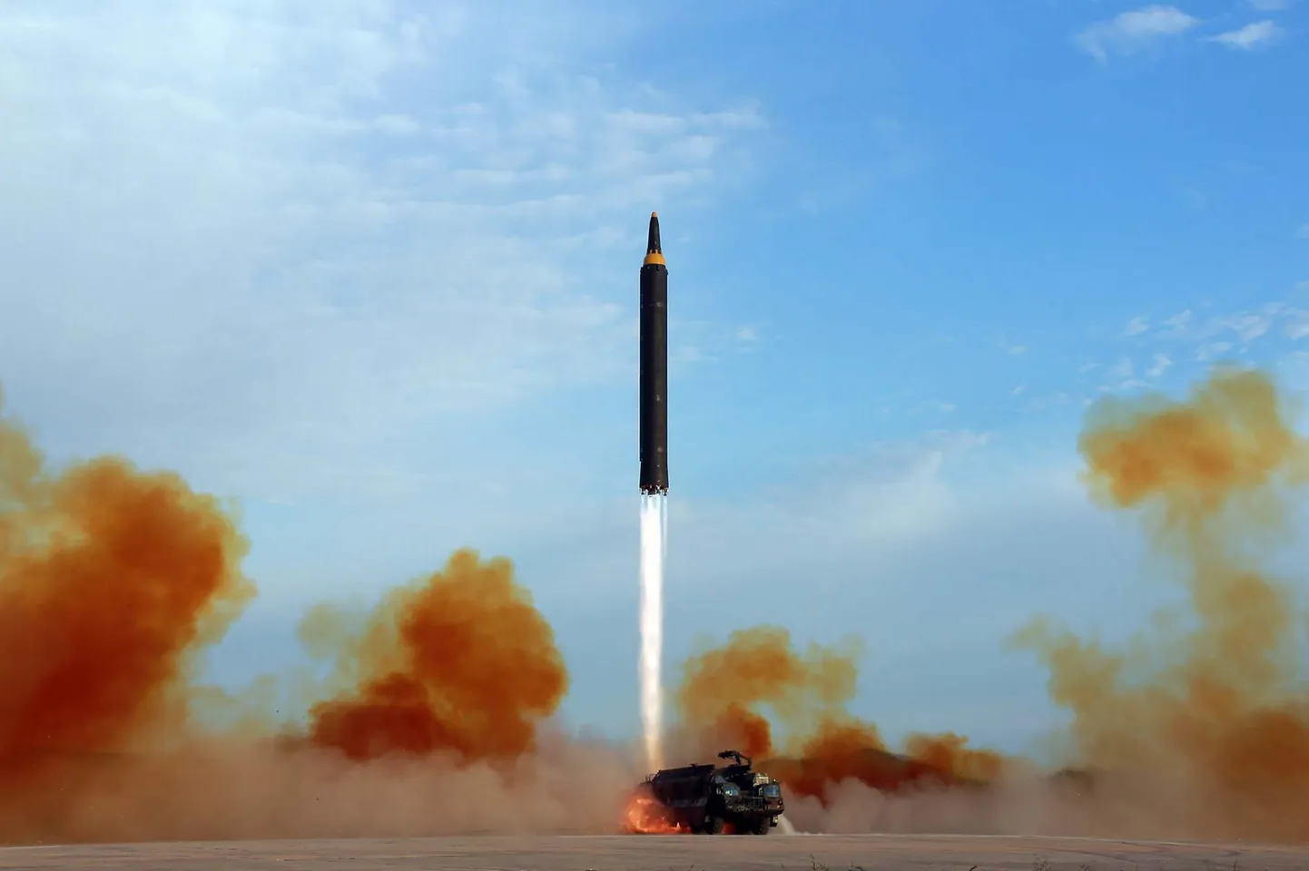 Põhja-Korea raketikatsetus.