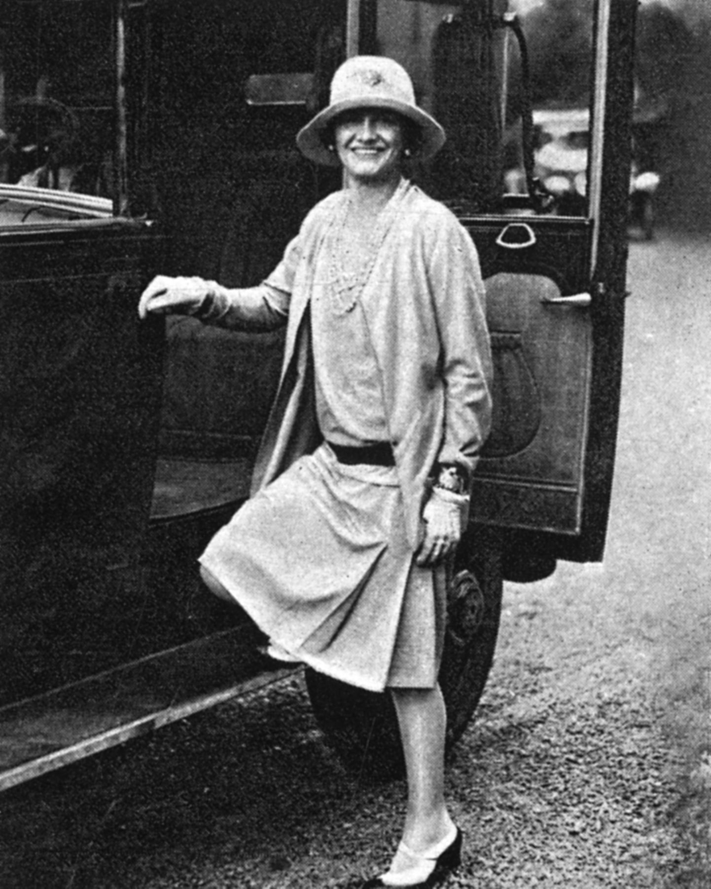 Gabrielle (Coco) Chanel (1883 - 1971).