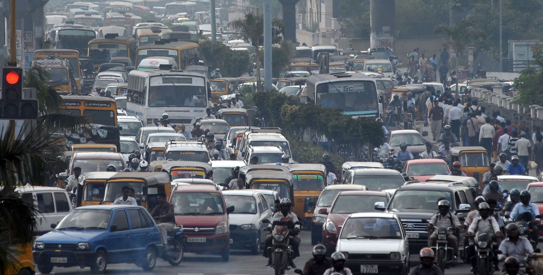 Indias peavad liiklusreeglite rikkujad töötama karistuseks liikluspolitseinikena