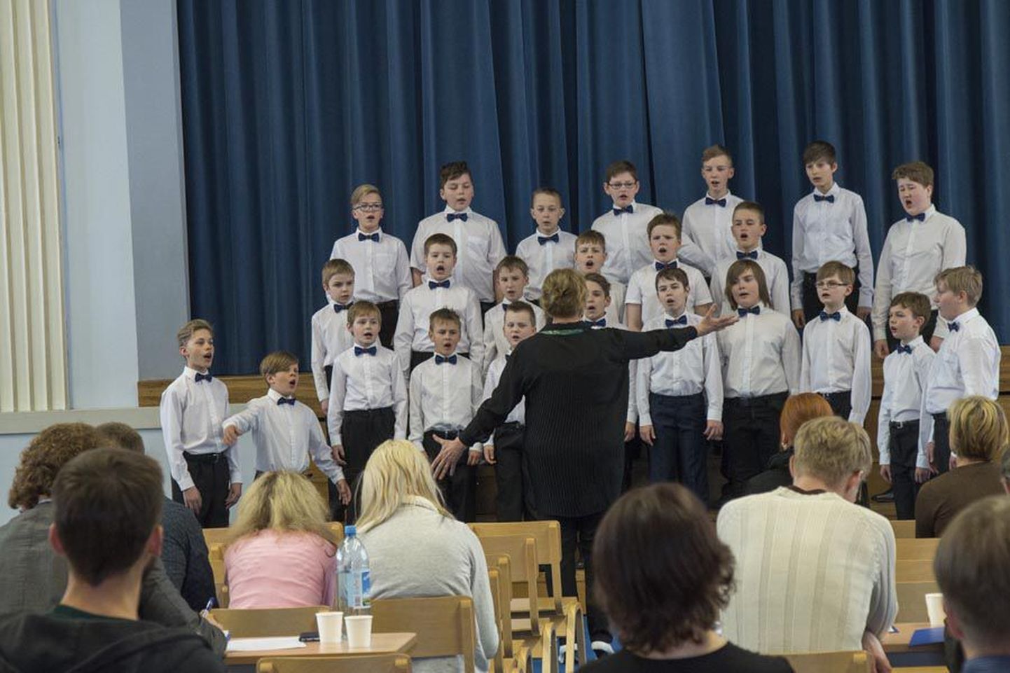 MARKO SAARM
Poistekooride võistulaulmine tõi Viljandisse kokku 17 koori.