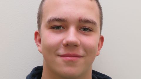 Полиция просит помощи в установлении местонахождения 15-летнего Давида