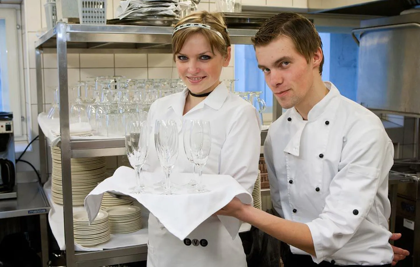Grand Hotel Viljandis praktikal viibivad Kristina Urbonaite ja Mantas Staponkus on pälvinud sealsetelt töötajatelt kiidusõnu.