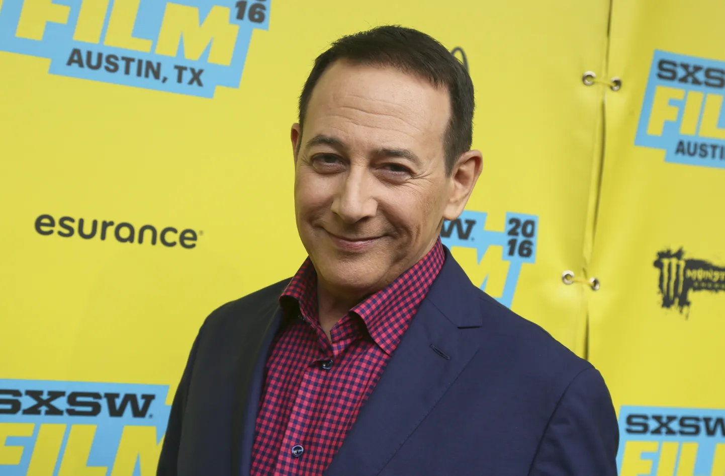 Pee-wee Hermani tegelaskujuga kuulsaks saanud Paul Reubens suri 70-aastaselt vähki