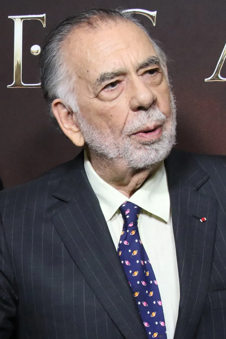 120 miljonit maksnud «Megalopolise» autor on 85-aastane Francis Ford Coppola, kes sai idee filmi tegemiseks juba 1970ndatel ning sai eeskuju Fritz Langi «Metropolisest».