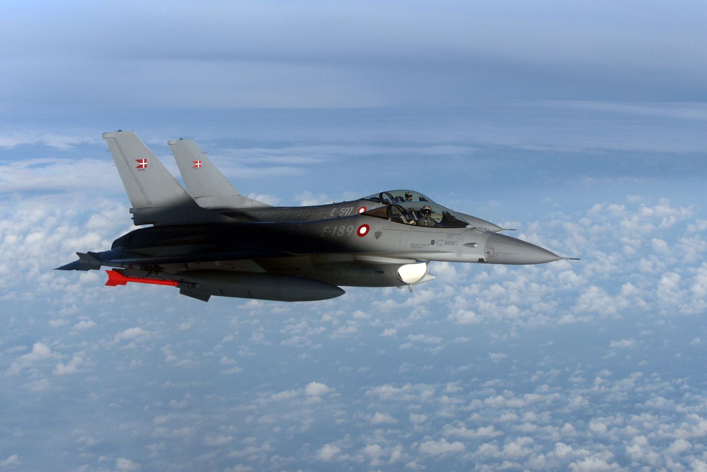Taani õhuväe F-16 hävitajad.