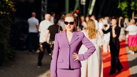 ATRODI SEVI! ⟩ Spilgtas dāmas un kungi ar raksturu: festivāla "Laima Rendezvous Jūrmala" pirmā diena