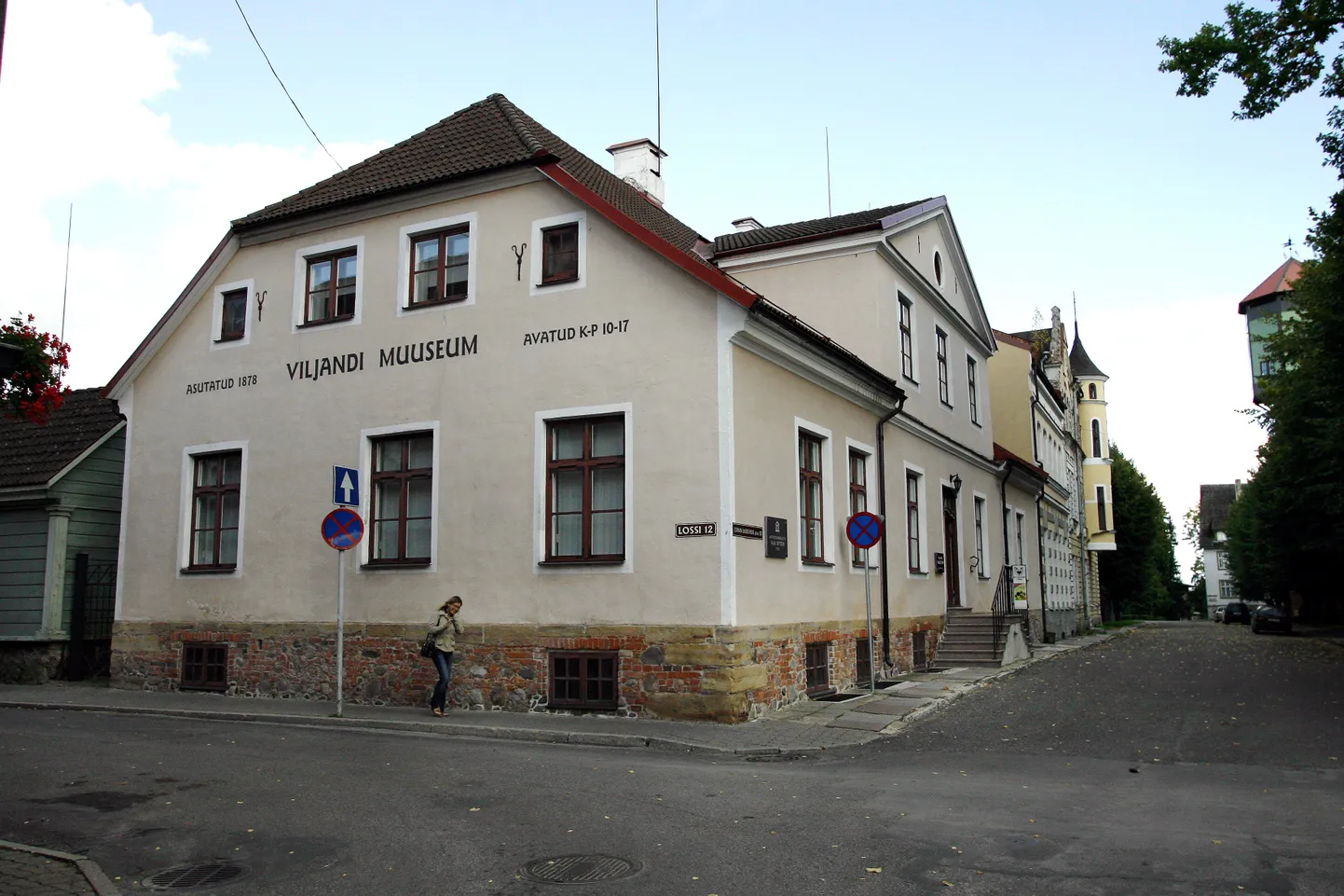 Eesti genealoogia sSeltsi Viljandi osakond ja Viljandi muuseum kuulutavad välja järjekordse Viljandimaa-aineliste mälestuste kirjutamise võistluse.