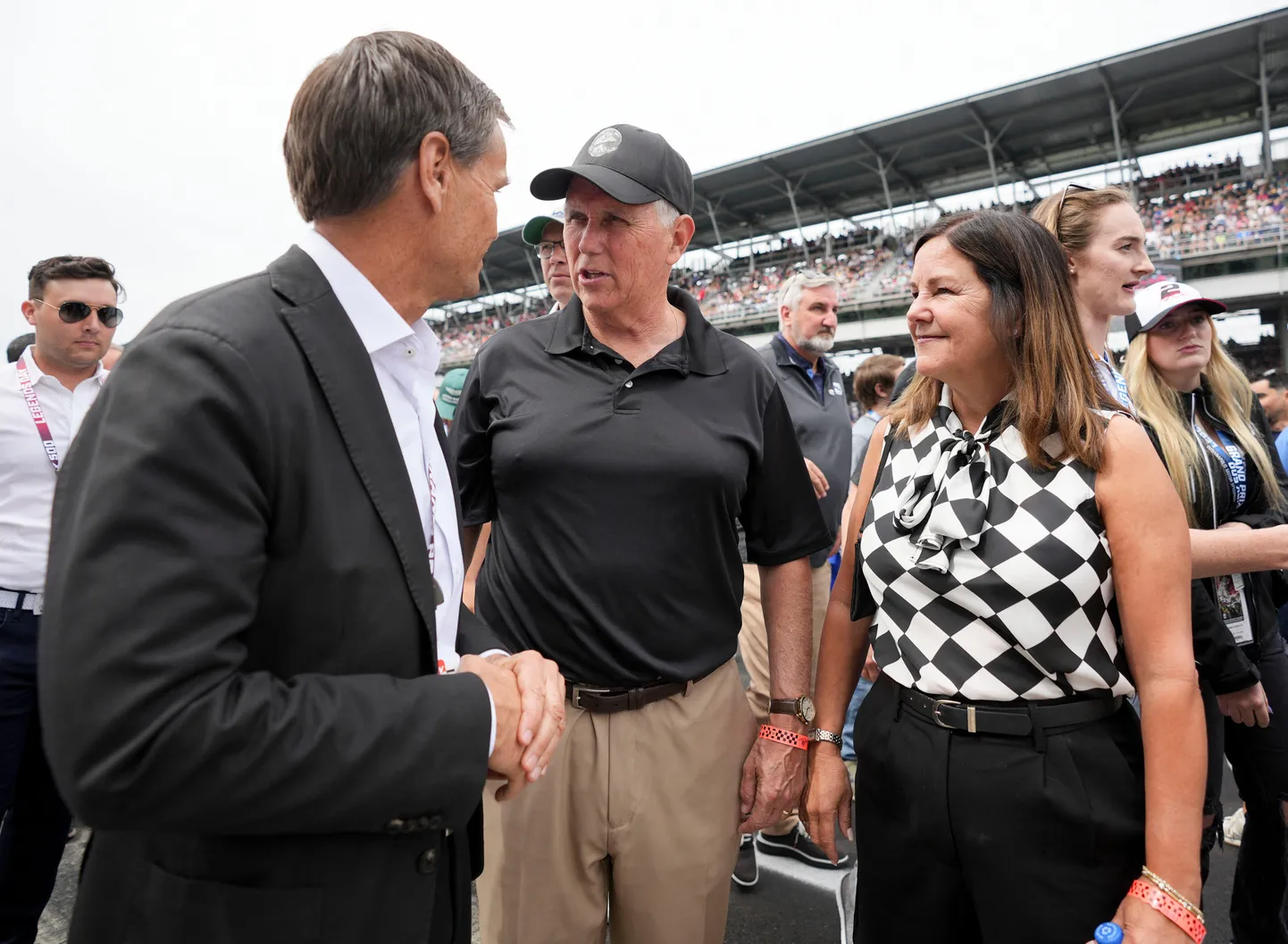 Mike ja Karen Pence Indianapolis 500 ralliüritusel.