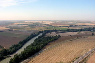 Andaluusiasse oodatakse  40–42-kraadist õhutemperatuuri varjus. Pildil ​Guadalquiviri jõgi, mida ümbritsevaid alasid ilmateadetes hoiatavalt nimetatakse.