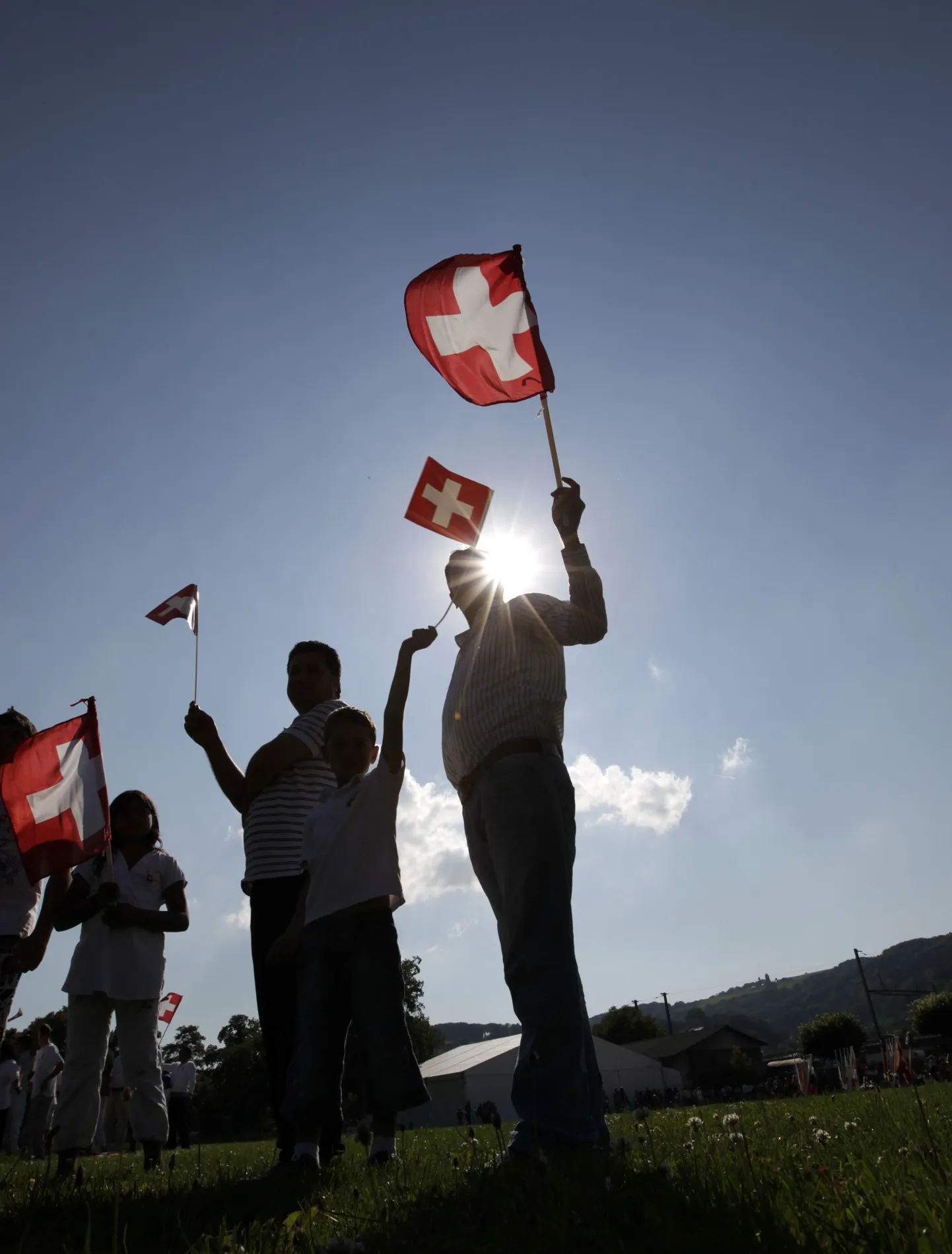 Šveitsi keskpank otsustas liigselt tugevnenud franki nõrgendada.