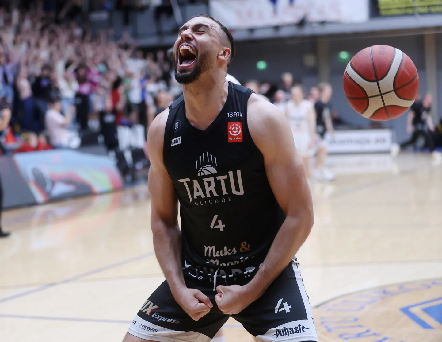 Tallinnas lõhkus Jalen Henry korvilaua, Tartus oli ta aga üks kangelastest, kes aitas Kalev/Cramo murda ja finaalseeria otsustavasse mängu viia.