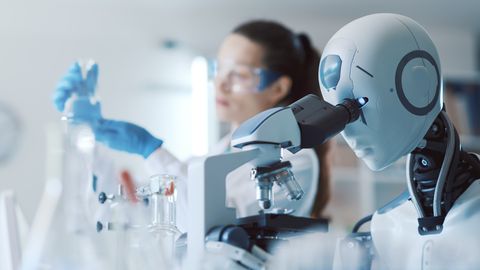 "Asinis šļācās uz visām pusēm!" Kā mākslīgais intelekts pārvērta operāciju par murgu