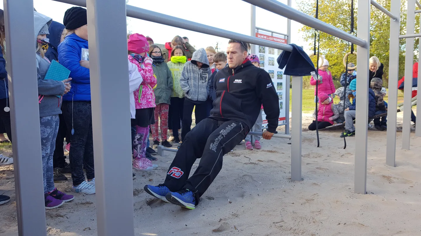 Ott Kiivikas kutsub kõiki Kristiine välijõusaalitreeningutele