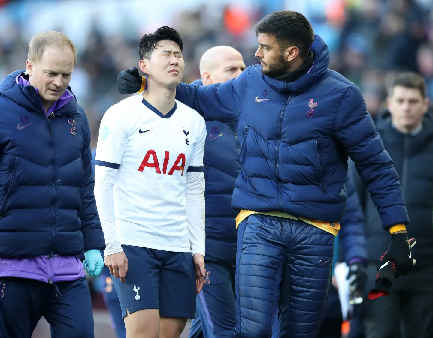 Son Heung-min valges mänguvormis.