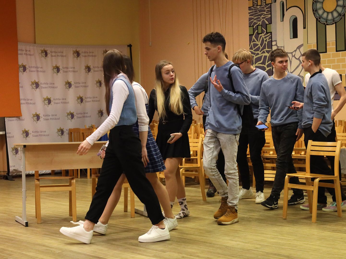 Tänavuse kooliteatrite festivali lõpetab Tatjana Kundozjorova juhendatav MTÜ Teater JRG, kes esitab Dana Siderose näidendil põhineva, noortele olulisi teemasid käsitleva loo.