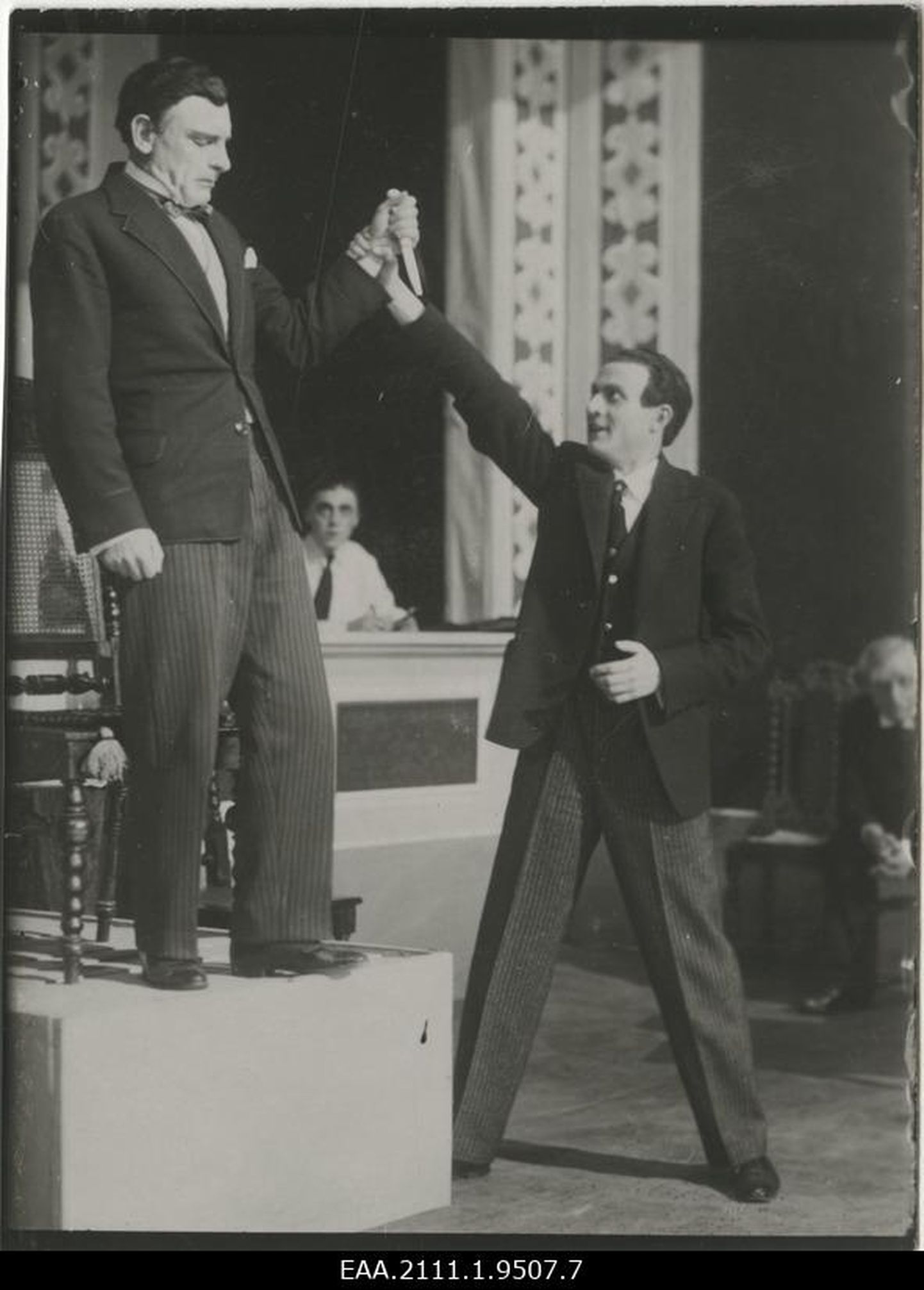 Eesti näitleja ja pedagoog, esimene raadioreporter Felix Moor näitlemas 1920ndatel. Pilt on illustratiivne.