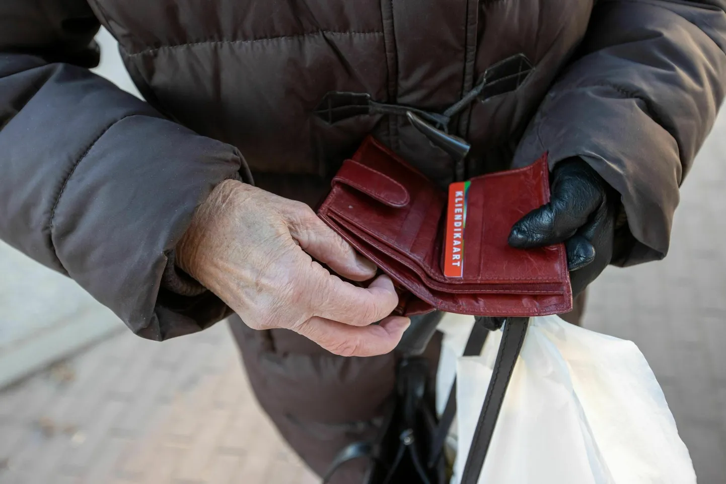 Sotsiaalkindlustusamet maksab vanaduspensioni ligi 300 000 inimesele.