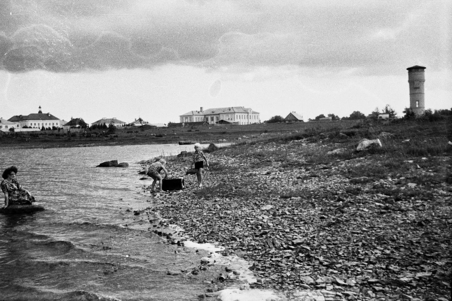 AINULAADNE FOTO aastast 1963 näitab, milline nägi Orissaare välja mere poolt vaadatuna.