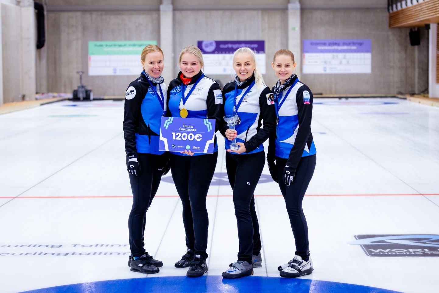 Женская сборная Эстонии по керлингу.