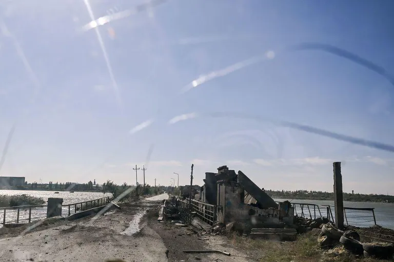 Дамба Кураховского водохранилища