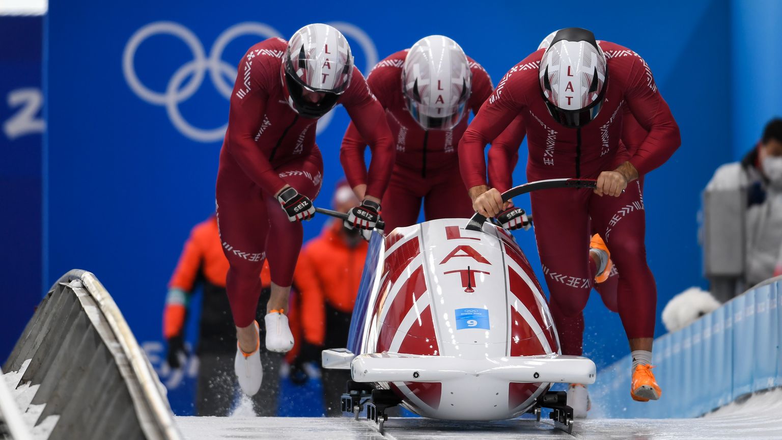 Latvijas bobslejisti
