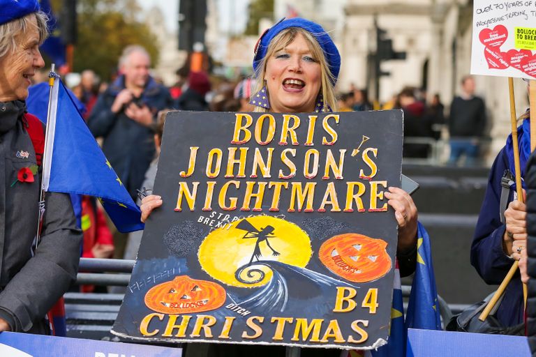 See Brexiti meeleavaldaja on samuti Halloweenist šnitti võtnud.