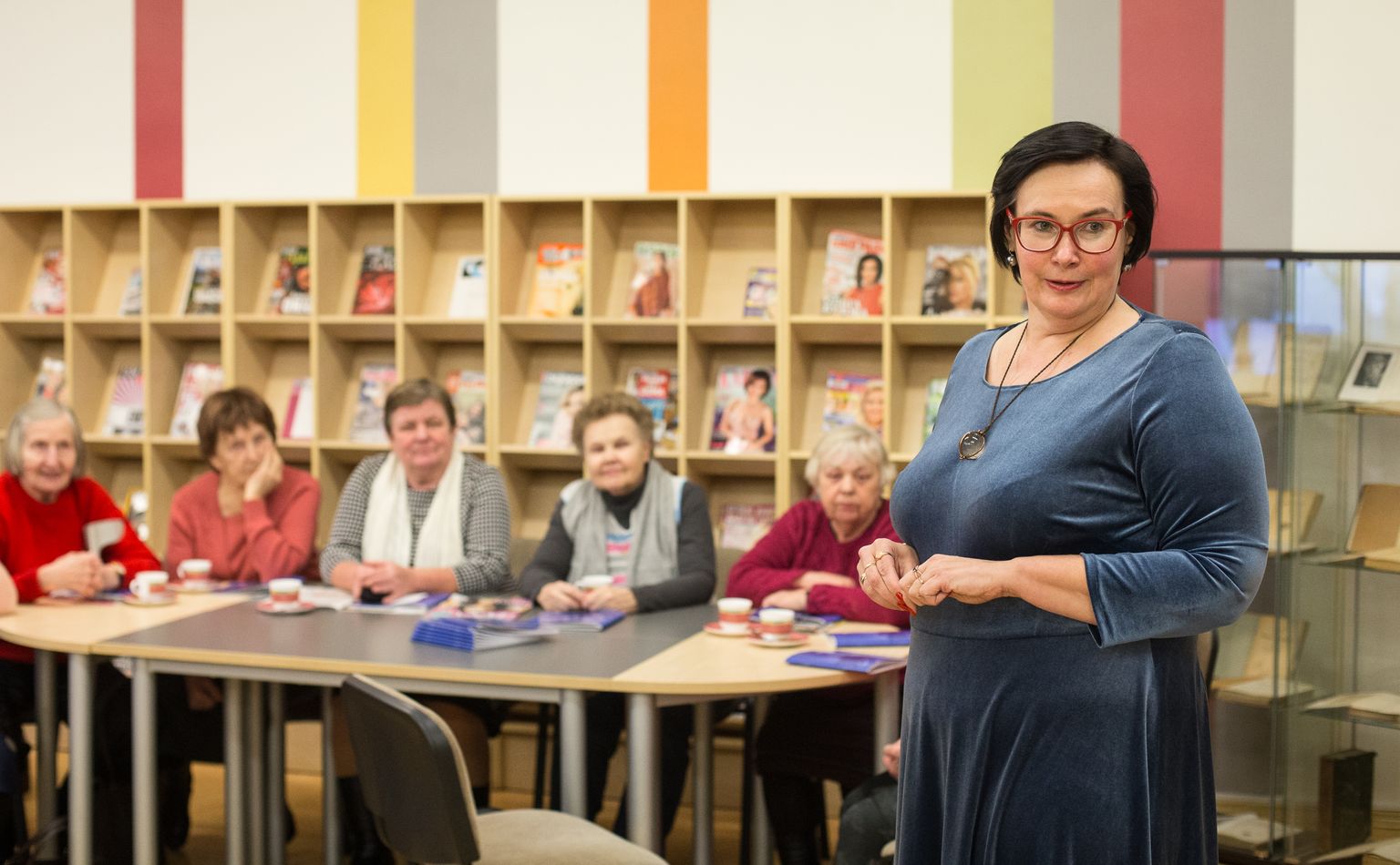 Katri Raik ootab, et saaks raamatukogudes esitleda ka oma kõige värskemat teost − "Viimast lahket maja".