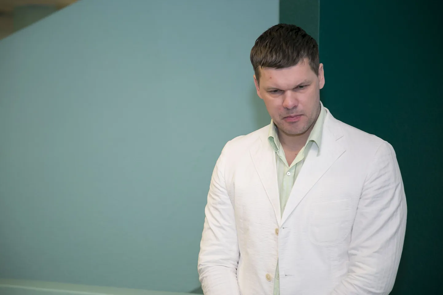 Andrus Värnik kohtu ees