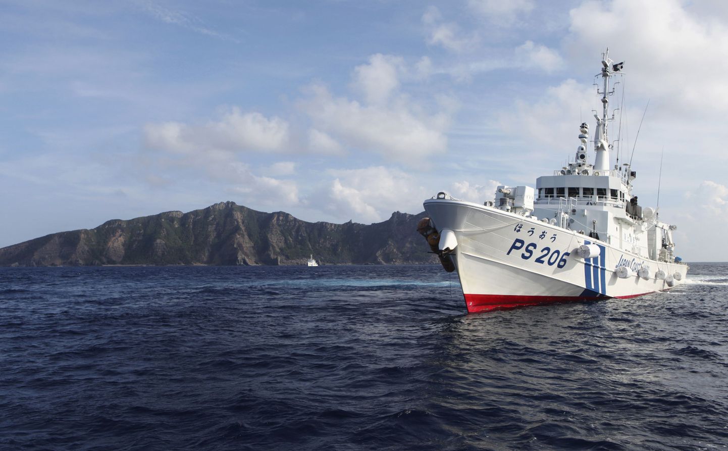 Jaapani rannavalvelaev PS206 Houou Senkaku saarte hulka kuuluva Uotsuri saare juures.