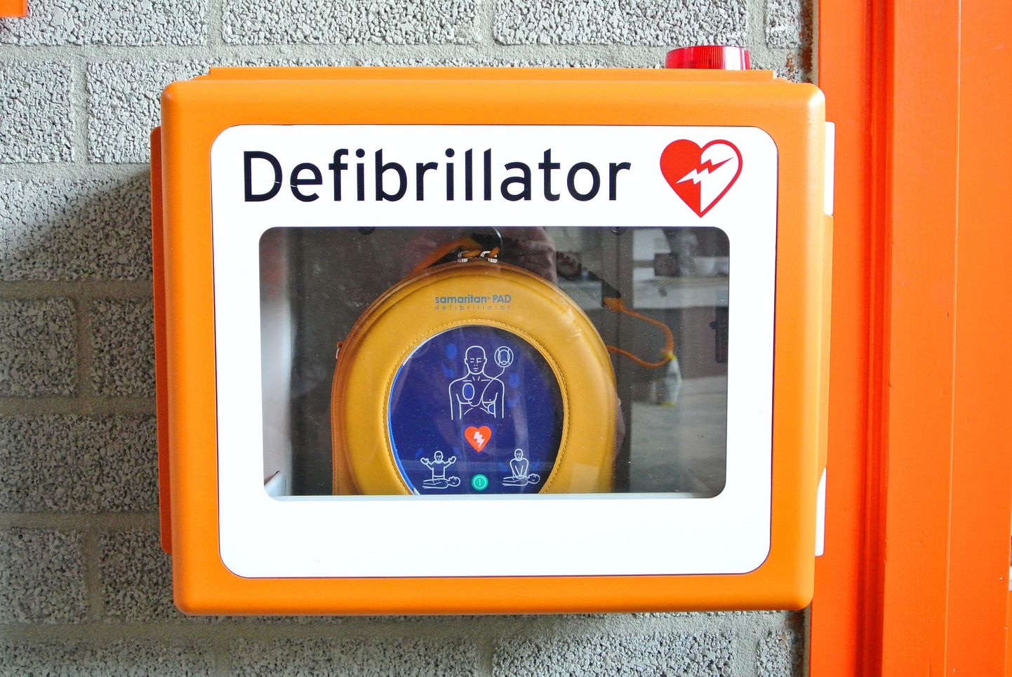 Publiskais defibrilators