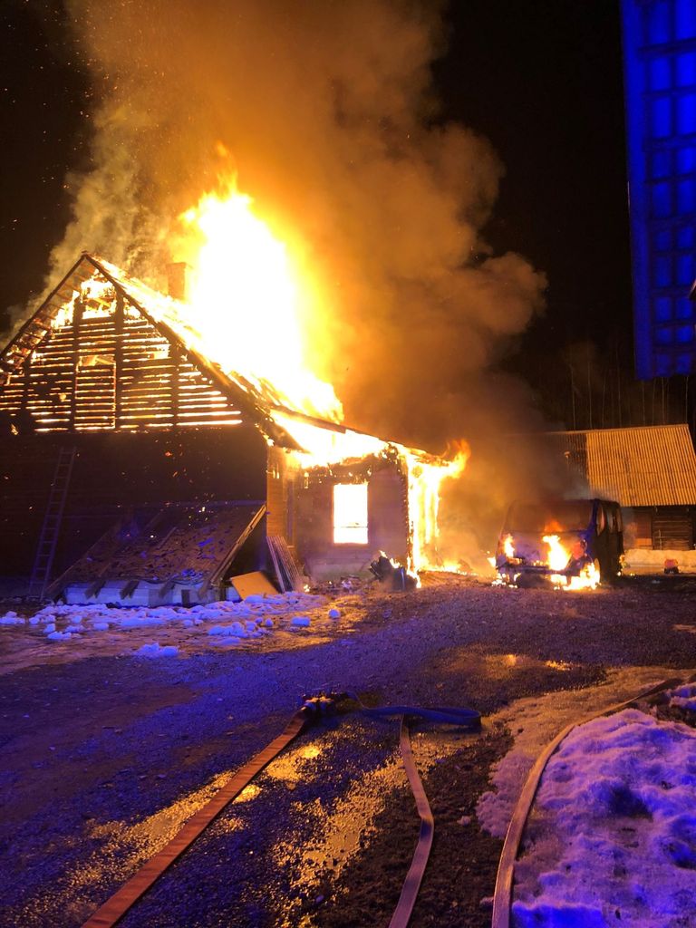 Пожар в волости Канепи.