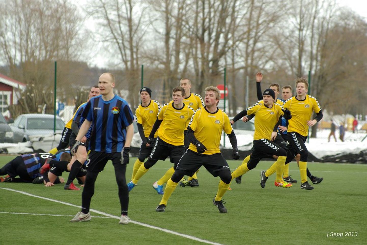 Viljandi Tulevik peab oma Premium-liiga avakohtumise Tallinnas FC Floraga, 14. märtsil astub meeskond teise vooru kohutmiseks koduväljakule.