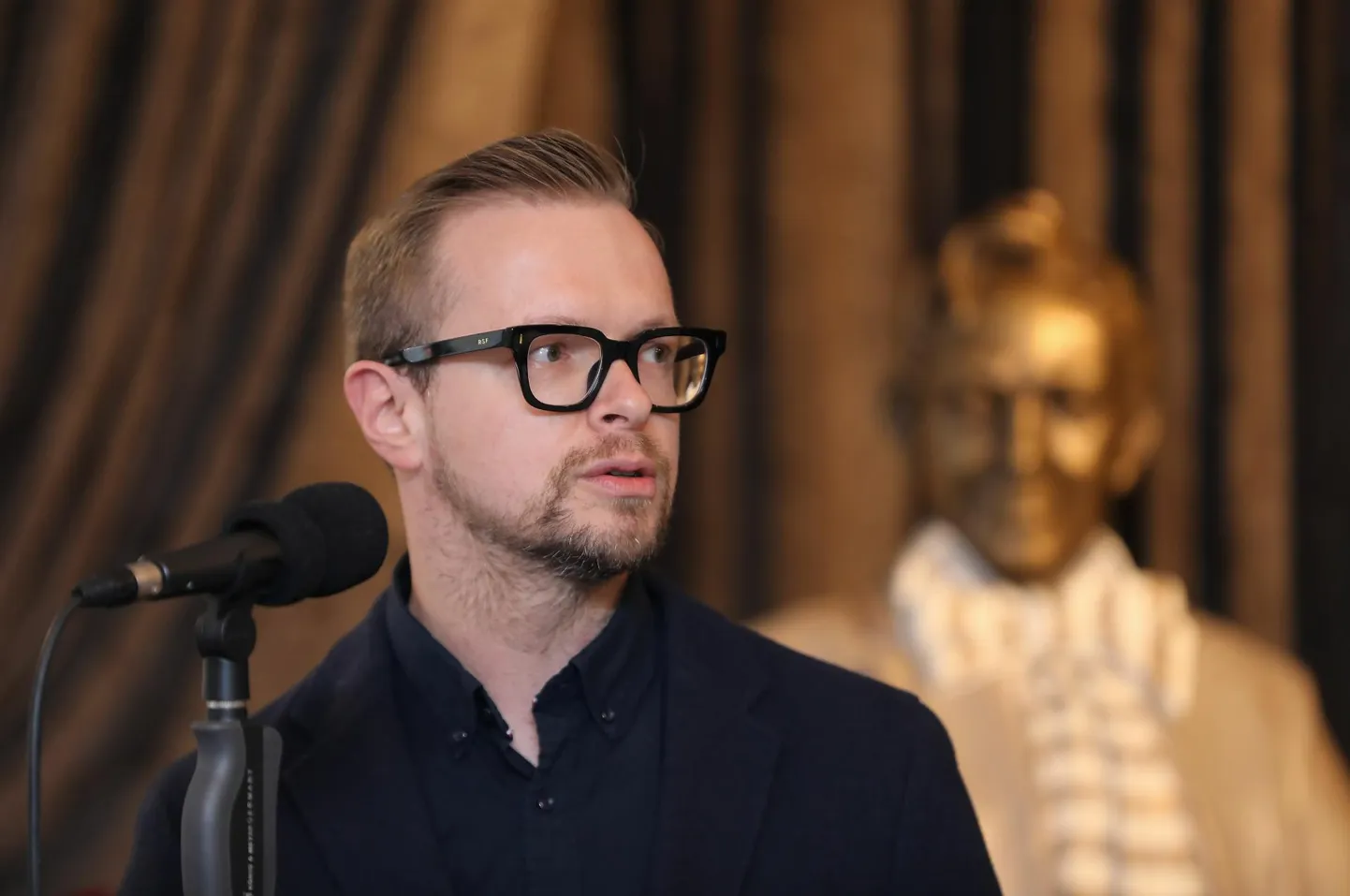 Dmitri Petrenko.