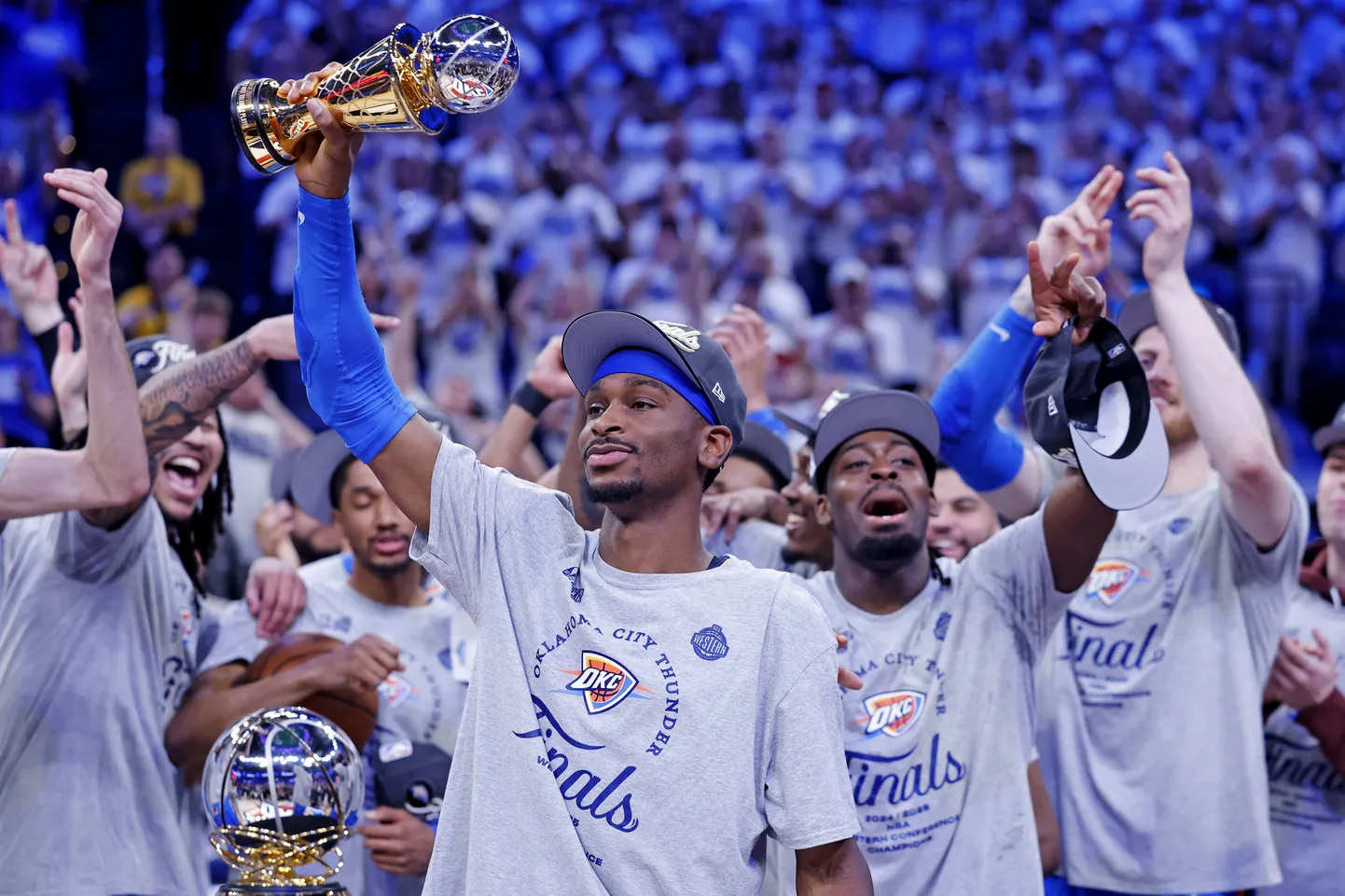 NBA zvaigzne Šejs Gildžess-Aleksandrs