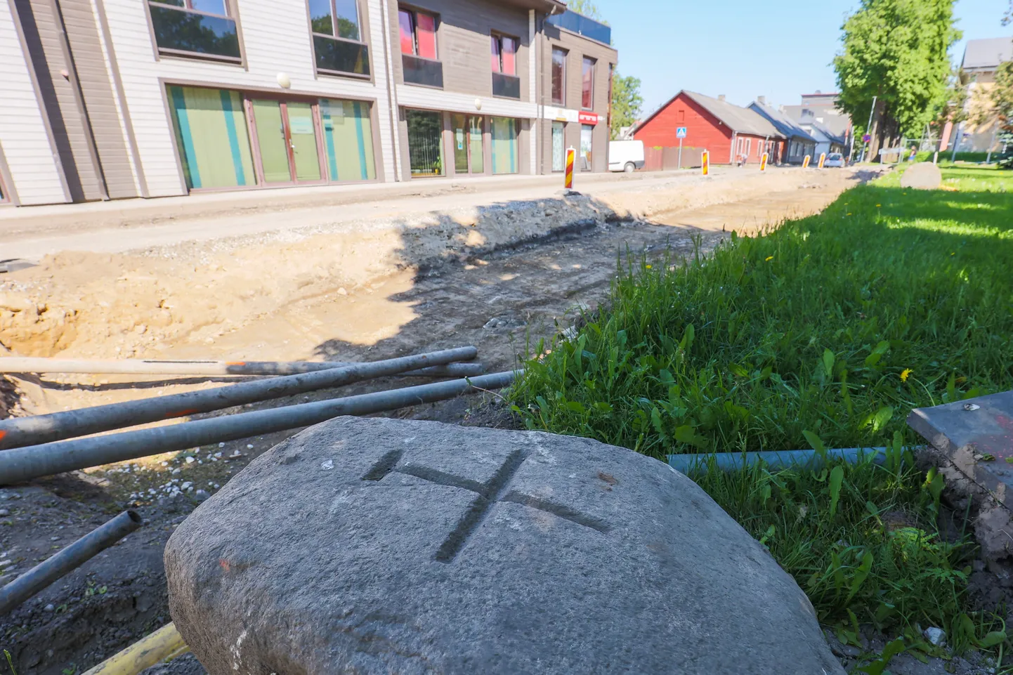 Muinsuskaitseamet leevendas Suur-Aia tänava avariikaevamise kulusid olulise summa võrra.