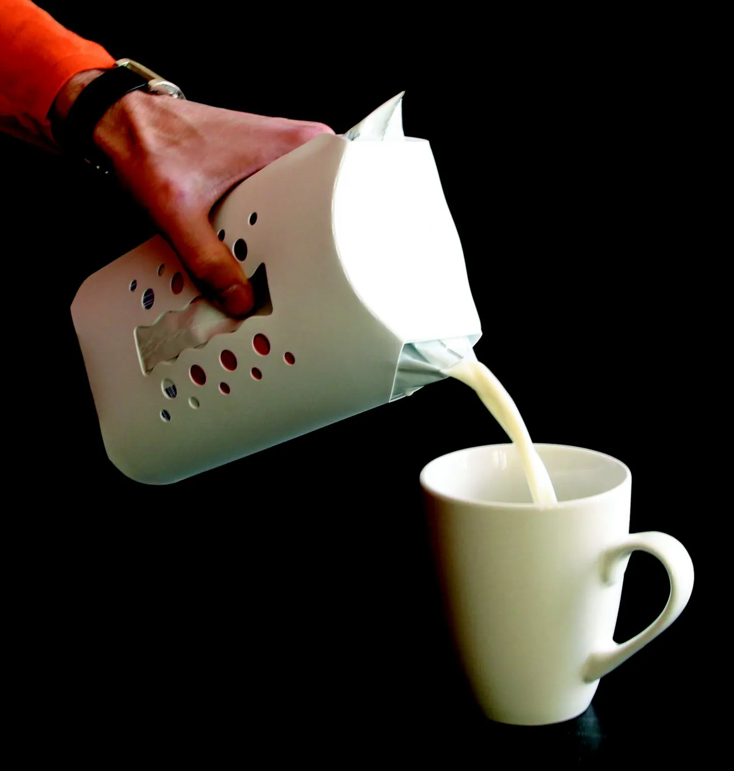 Voldikkann kilepiimale. 2009. Disainer Veiko Liis, tootja Foldplast