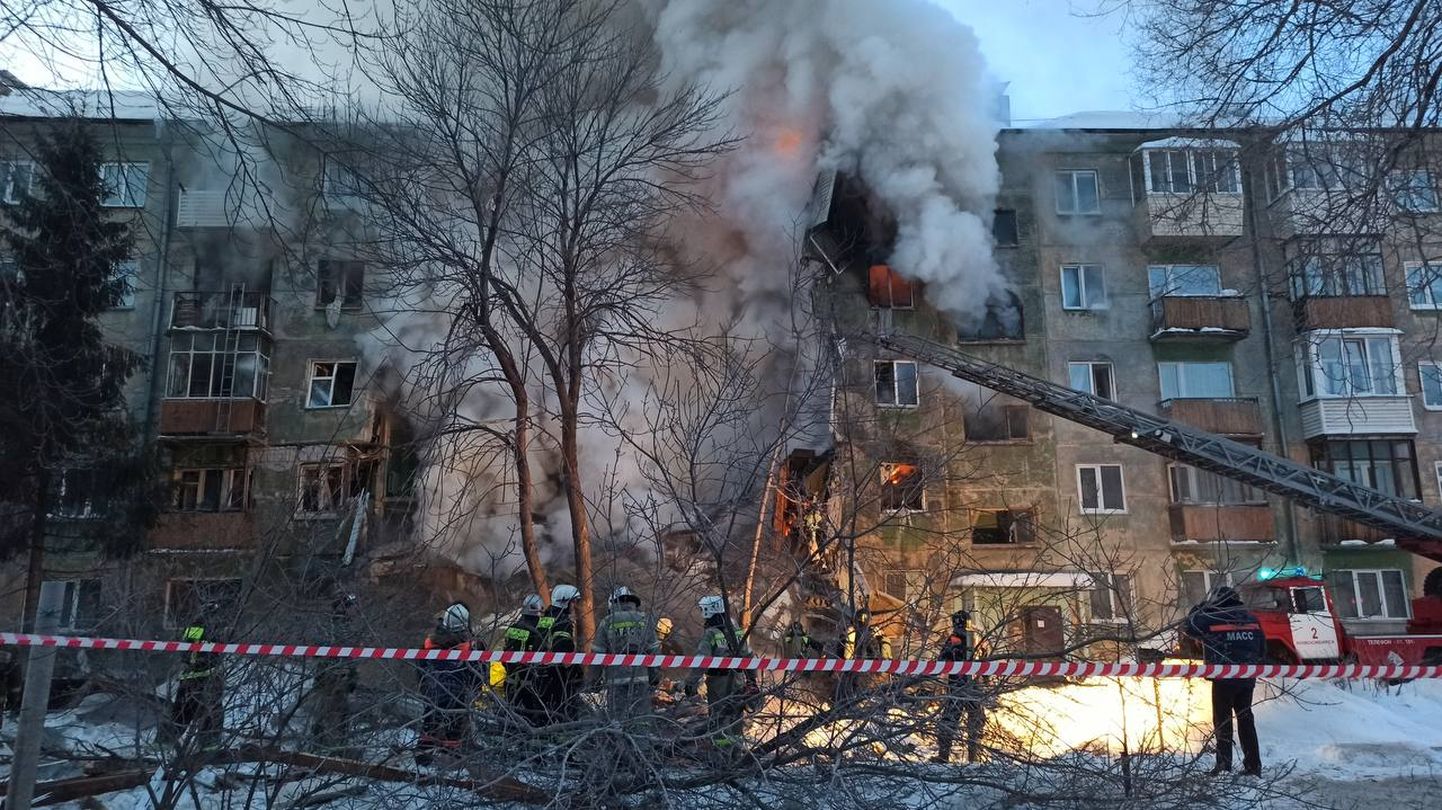 В жилом доме в Новосибирске произошел взрыв