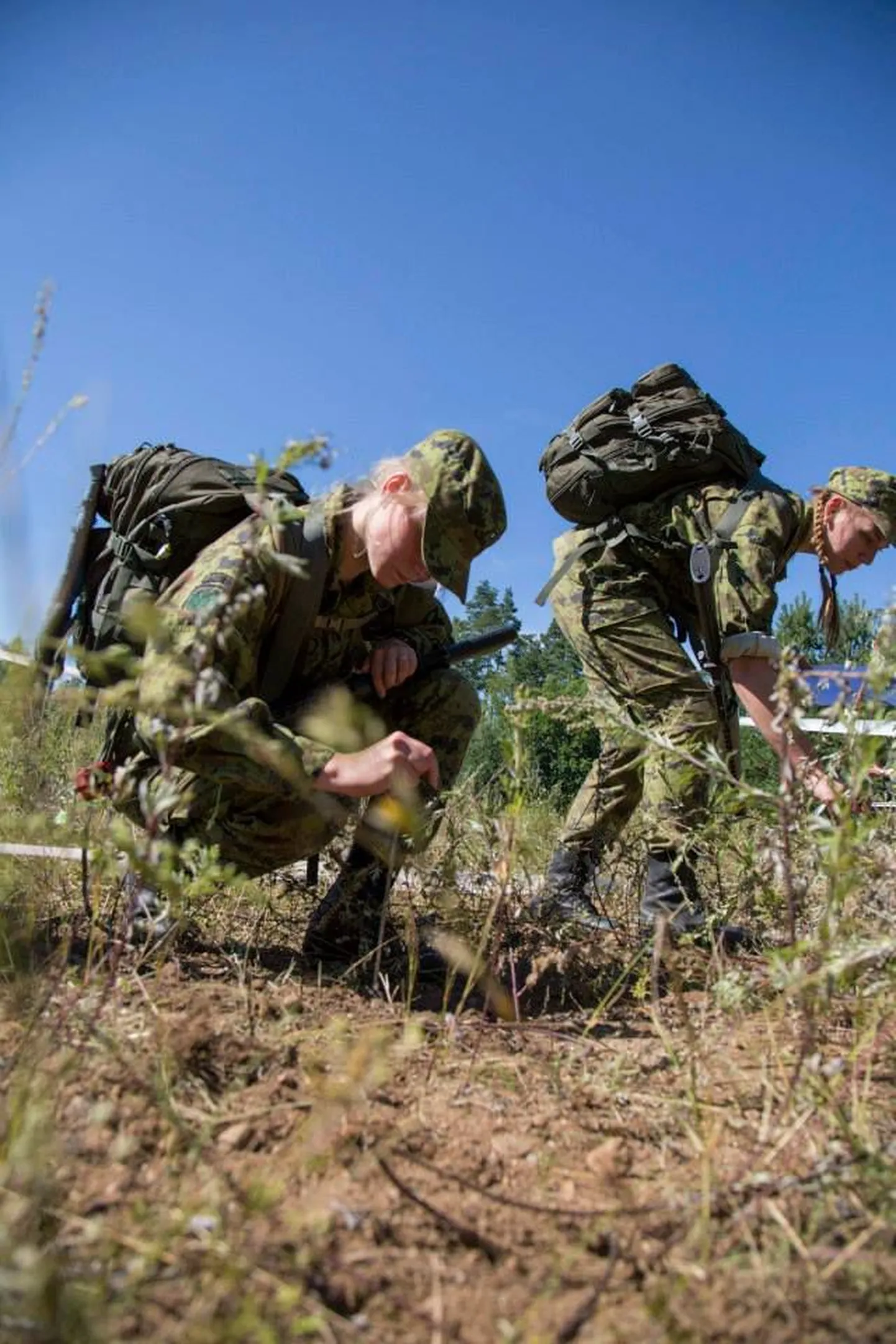 Valga Naiskodukaitse Pitka luurevõistlusel.